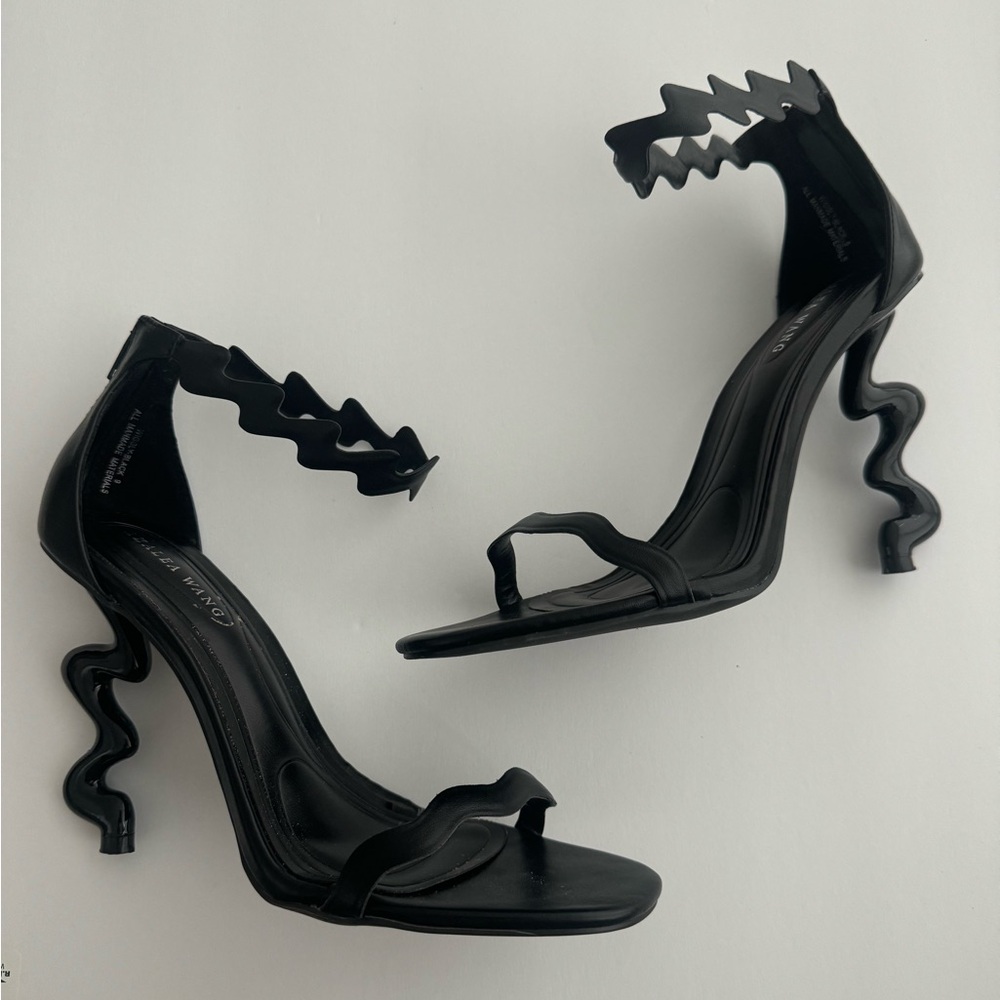 Azalea Wang, Wiggly Abstract Heels, Size 9 (LIKE NEW)
